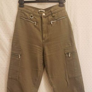 WEWOREWHAT SIZE 25 KHAKI CARGO PANTS- CROPPED